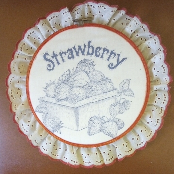 Other - Vintage Strawberry Decor in Embroidery Hoop w/ Eyelet Trim